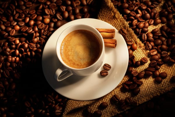 Обои лопатка, кофе, мешок, coffee beans, Cup, кофейные зерна, bag, shoulder, корица, coffee, cinnamon sticks, палочки, чашка