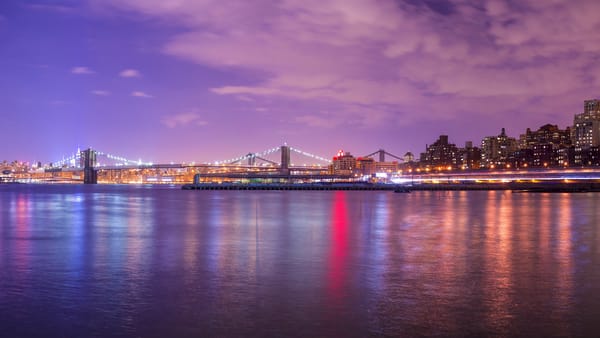 Обои вода, skyscrapers, lights, город, night, ночь, небоскрёбы, panorama, cityscape, reflection, огни