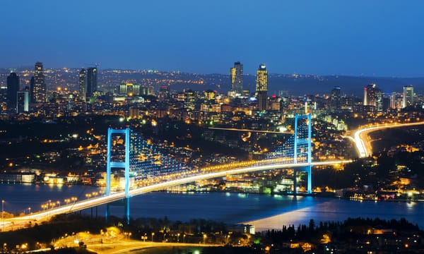 Обои Bosphorus Bridge, Мраморное море, огни, Sea of Marmara, здания, город, Босфорский мост, Турция, lights, ночь, night, Istanbul, Стамбул, turkey, city, nature, buildings, природа
