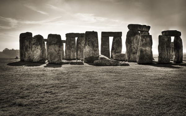 Обои stonehenge, nature, grass, камни, небо, clouds, landscape, 2560x1600, облака, rocks, природа, пейзаж, трава, Стоунхендж, sky