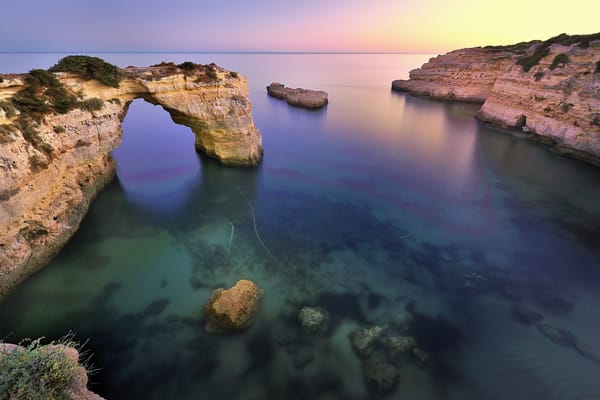 Обои Albandeira Beach, скала, море, Algarve, Португалия, арка, Portugal