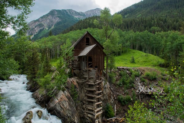 Обои crystal mill, деревья, горы