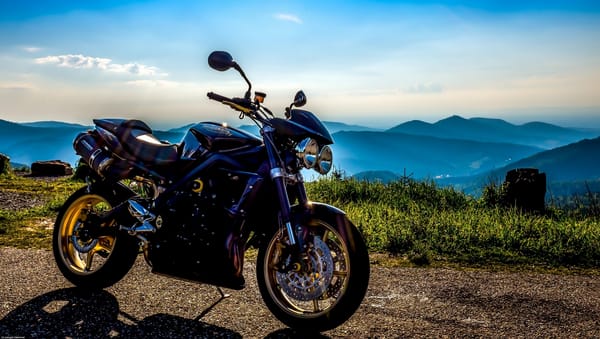 Обои мотоцикл, природа, triumph street triple, горы