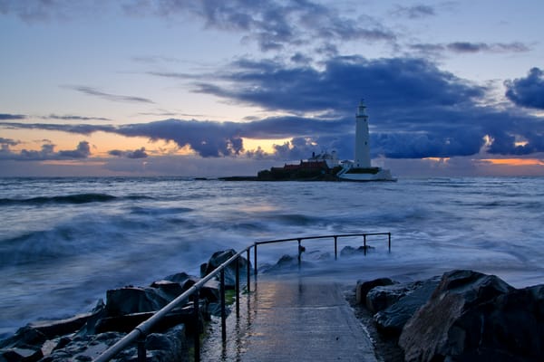 Обои lighthouse, england, before, gb, st marys, whitley bay, sunrise