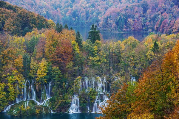 Обои Плитвицкие озера, Национальный парк Плитвицкие озера, природа, пейзаж, Croatia, Хорватия, осень водопад, Plitvice Lakes national park