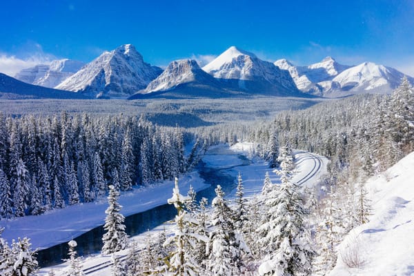 Обои Национальный парк Банф, Alberta, Canada, Канада, река, зима, деревья, железная дорога, пейзаж, Banff National Park, горы