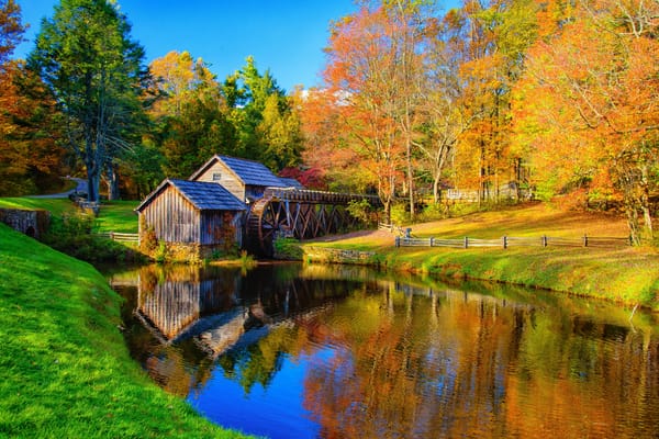 Обои Mabry Mill, речка, деревья, пейзаж, осенние краски, осень, Virginia, краски осени, Blue Ridge Parkway mp 176, водяная мельница