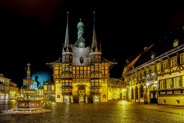 Обои Town Hall, огни, ночь, Wernigerode, Германия, Вернигероде, иллюминация, город