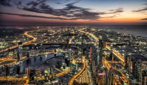 Обои Burj Khalifa in Dubai, иллюминация, огни, ночь, ОАЭ, Бурдж Халифа, Дубае, Арабские Эмираты