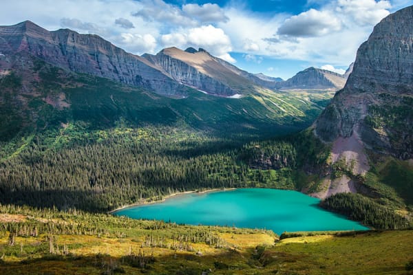 Обои Glacier National Park, природа, небо, пейзаж, Grinnell Lake, деревья, облака, горы, озеро
