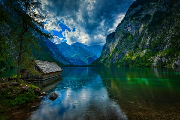 Обои Берхтесгаденские Альпы, Obersee, берхтесгаден, Шенау-ам-Кенигзее, пейзаж, домик, Германия, облака, горы, верхнее озеро
