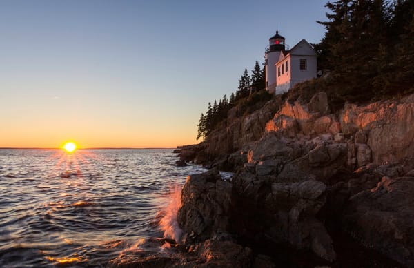 Обои Bass Harbor Head Light, берег, скалы, штат Мейн, волны, Бас-Харбор Головного Света, закат, Acadia National Park, США, маяк