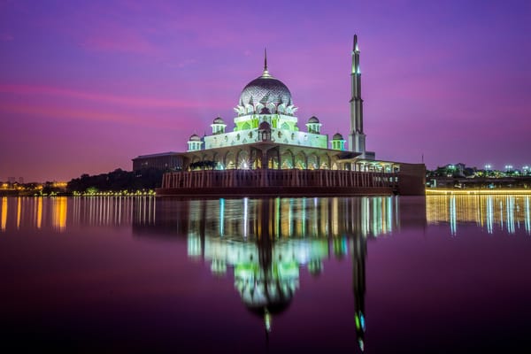Обои landscape, Куала-Лумпур, мечеть, Kuala Lumpur, city, город, mosque, пейзаж