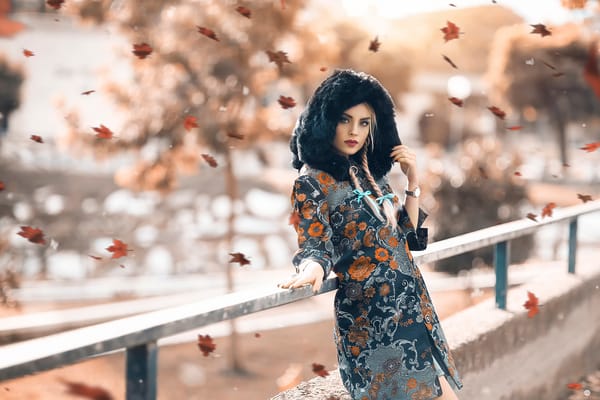 Обои Autumn beauty, Alessandro Di Cicco, листопад, девушка