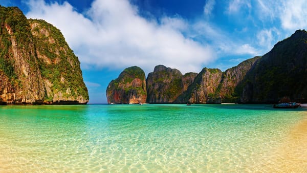 Обои тропические острова, Maya Bay, Thailand, Phi-Phi-Lee, пляж, Пхи-Пхи-Ле, Андаманское море, Таиланд