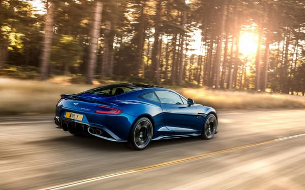 Обои Астон Мартин Ванквиш, британские спорткары, Aston Martin Vanquish S, синее спортивное купе, 2018