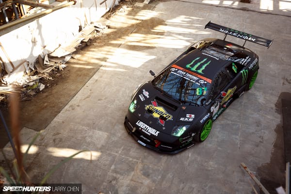 Обои Lamborghini Murcielago