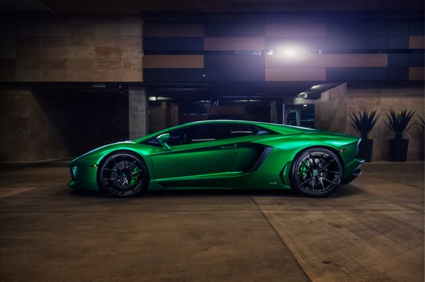 Обои Lamborghini Aventador LP750 4 SV