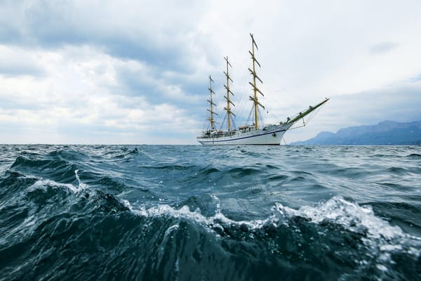 Обои черное море, парусник, крым