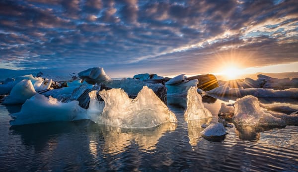 Обои небо, солнце, лёд, облака, исландия, вода, jokulsarlon, glacier lagoon, лучи