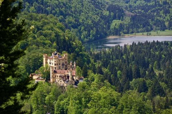 Обои замок хоэншвангау, Germany, Hohenschwangau castle, озеро Шванзее, Bavaria, бавария, замок, Schwansee Lake, германия