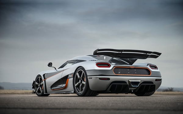 Обои koenigsegg, One