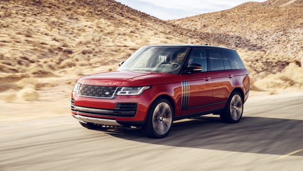 Обои Красный стильный внедорожник Range Rover SVAutobiography Dynamic,2018
