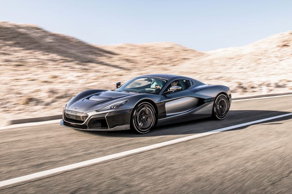 Обои Быстрый черный автомобиль Rimac C Two Geneva 2018