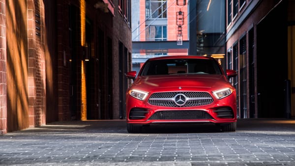 Обои Красный автомобиль Mercedes-Benz CLS 450 AMG Line,2019