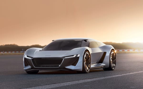 Обои Серебристый суперкар Audi PB 18 E Tron,2018