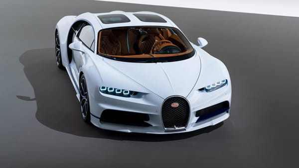 Обои Дорогой белый автомобиль Bugatti Chiron