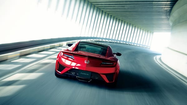 Обои Красный автомобиль Honda NSX 2018 вид сзади